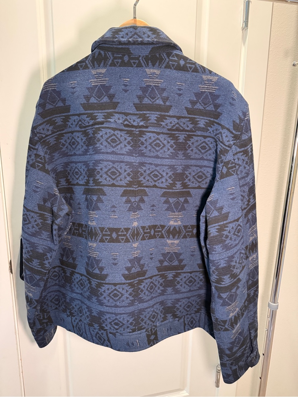 BANANA REPUBLIC - Maverick Patterned Trucker Jacket - Men’s 2XL - Picture 6 of 15
